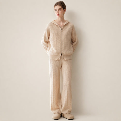 Iserelle - Beige Cashmere Set | The Cashmere Studio