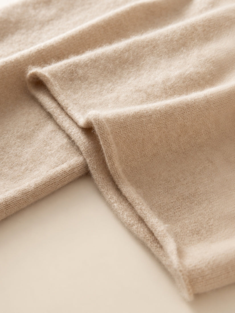 Avienna — Wide-Leg Cashmere Pants Detail | The Cashmere Studio