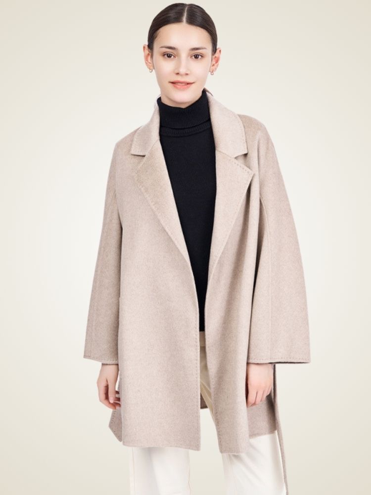 Elliana - Beige Classic Cashmere Coat | The Cashmere Studio