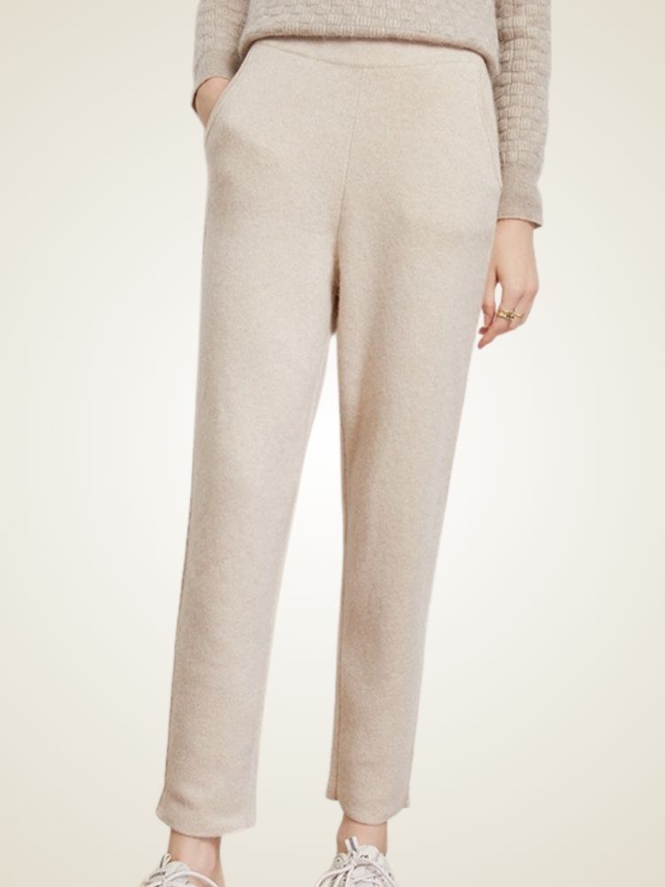 Clelia - Beige Tapered Cashmere Pants | The Cashmere Studio