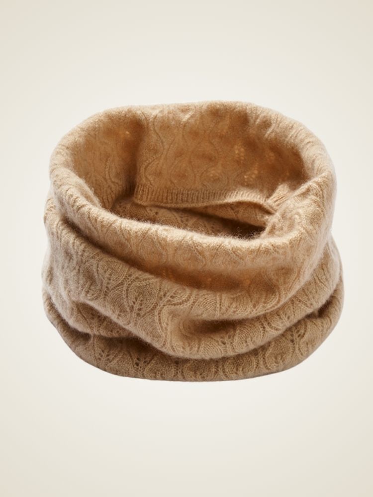 Odina - Beige Cashmere Neck Warmer | The Cashmere Studio