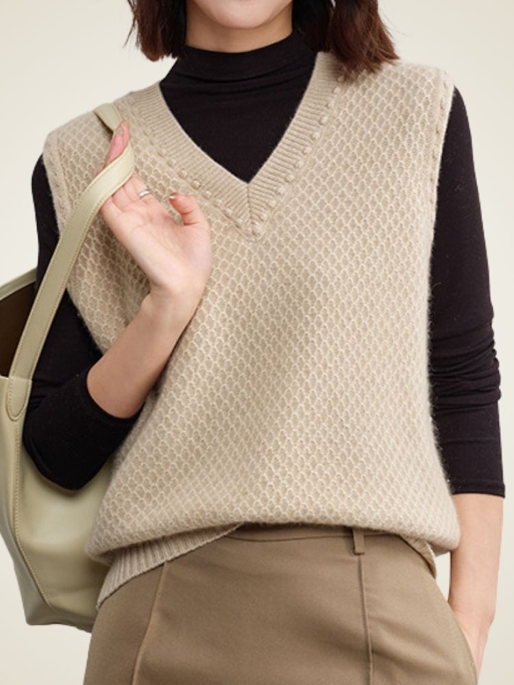 Iona - Beige Textured Cashmere V Neck Vest | The Cashmere Studio