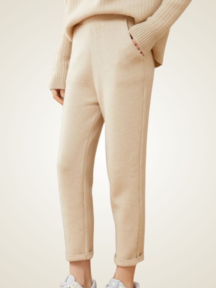 Zella - Beige Cashmere Jogger Pants | The Cashmere Studio