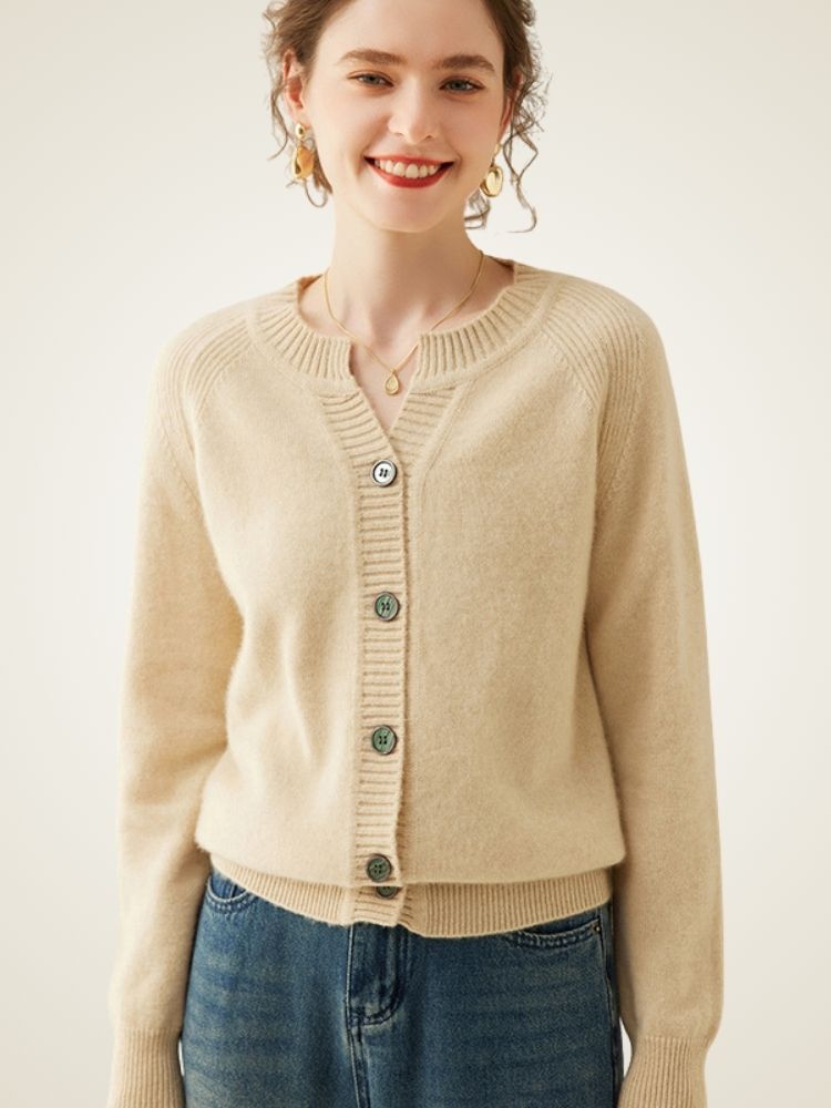 Celestia - Beige Buttoned Cashmere Cardigan | The Cashmere Studio