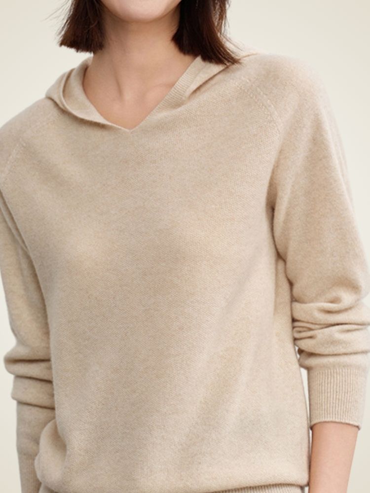 Aisling - Beige Classic Cashmere Hoodie | The Cashmere Studio