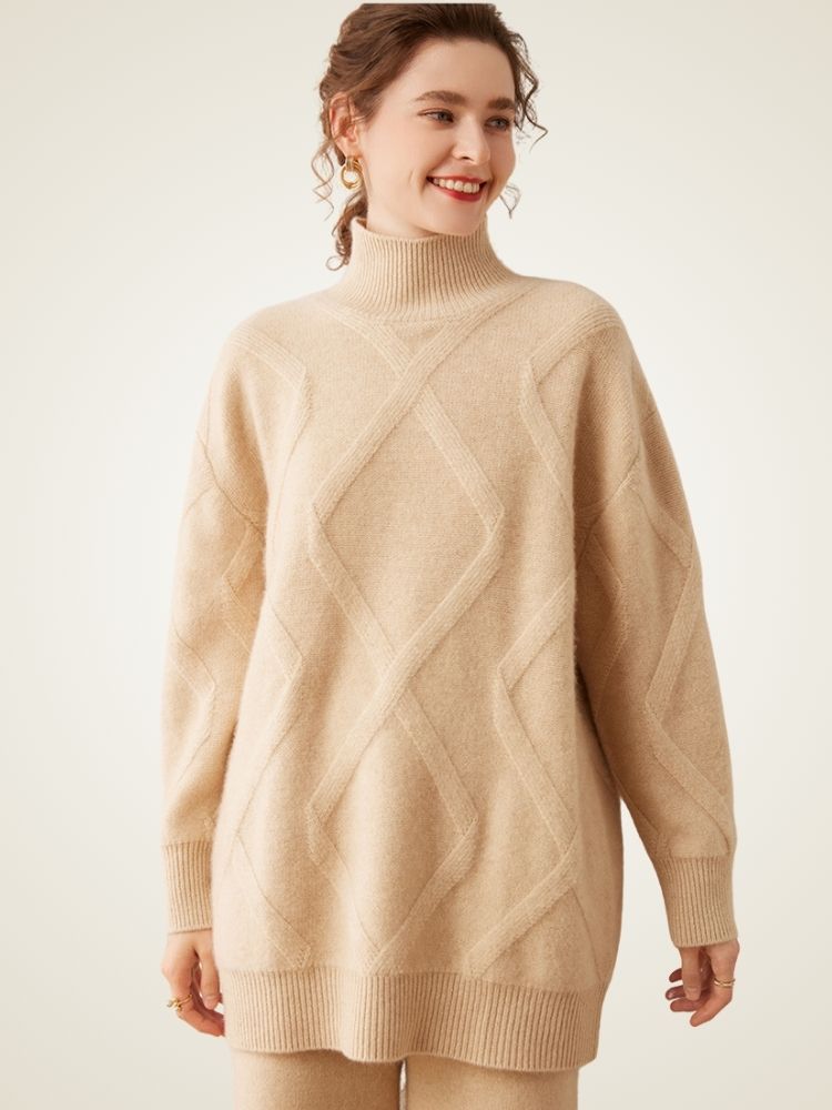 Nerina - Beige Diamond Knit Cashmere Turtleneck | The Cashmere Studio