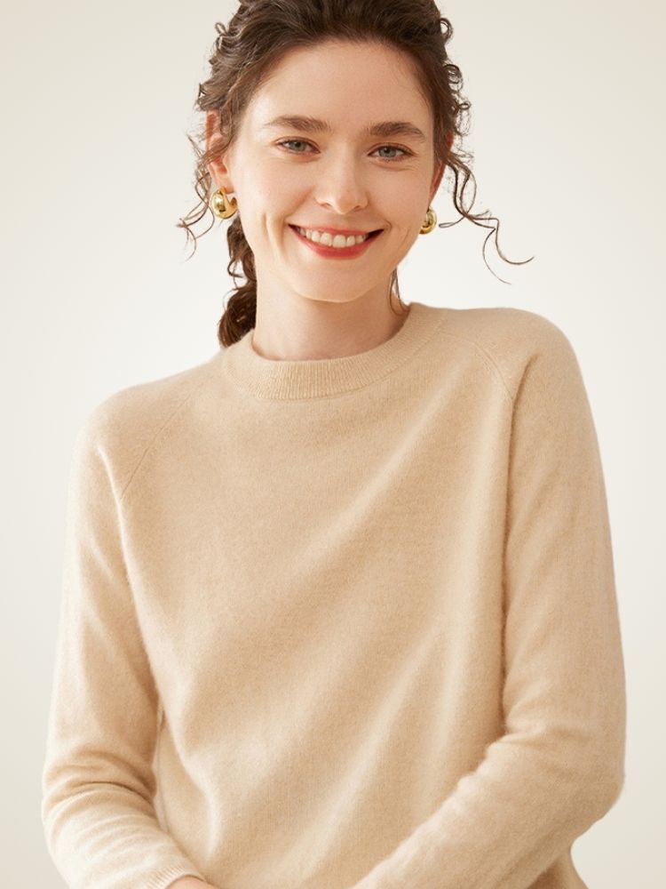 Galithia - Beige Crew Neck Cashmere Sweater | The Cashmere Studio