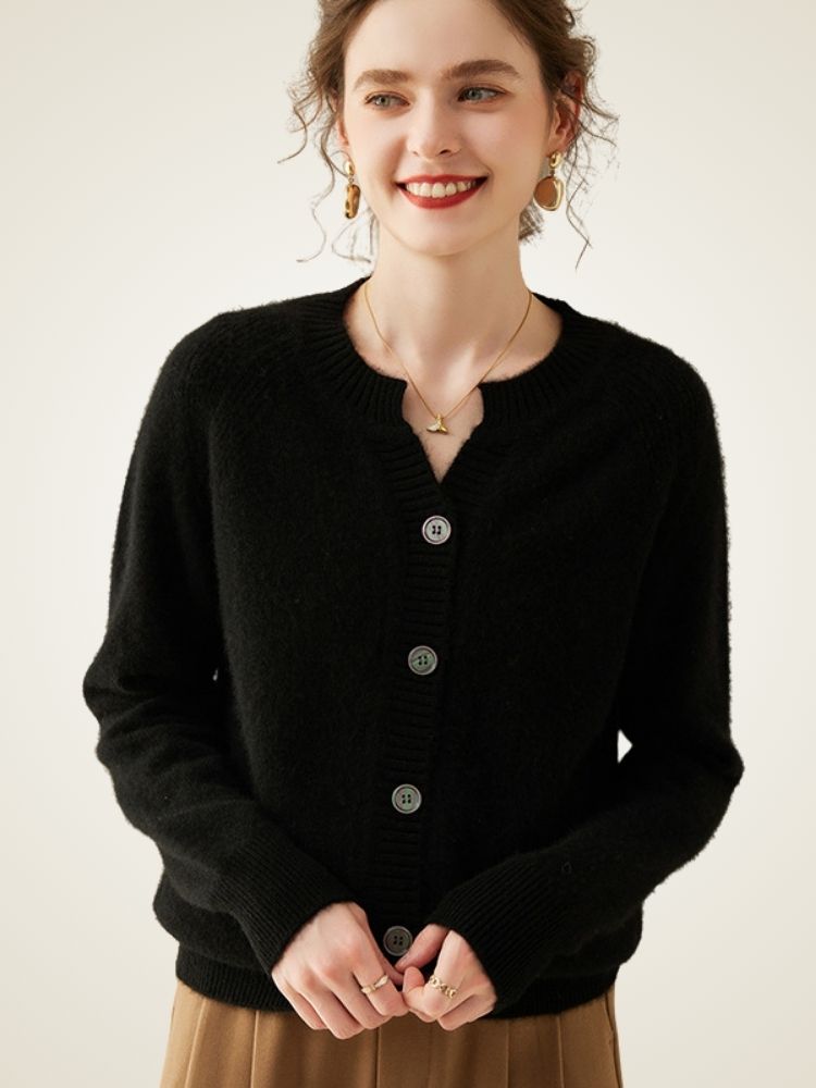 Celestia - Black Buttoned Cashmere Cardigan | The Cashmere Studio