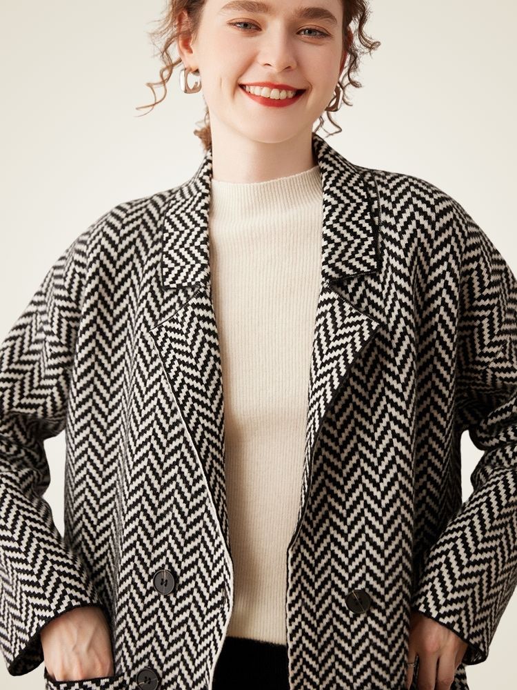 Elysia - Black Herringbone Cashmere Coat | The Cashmere Studio