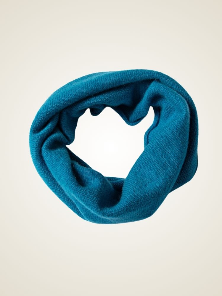 Tahlia - Blue Classic Cashmere Neck Warmer | The Cashmere Studio