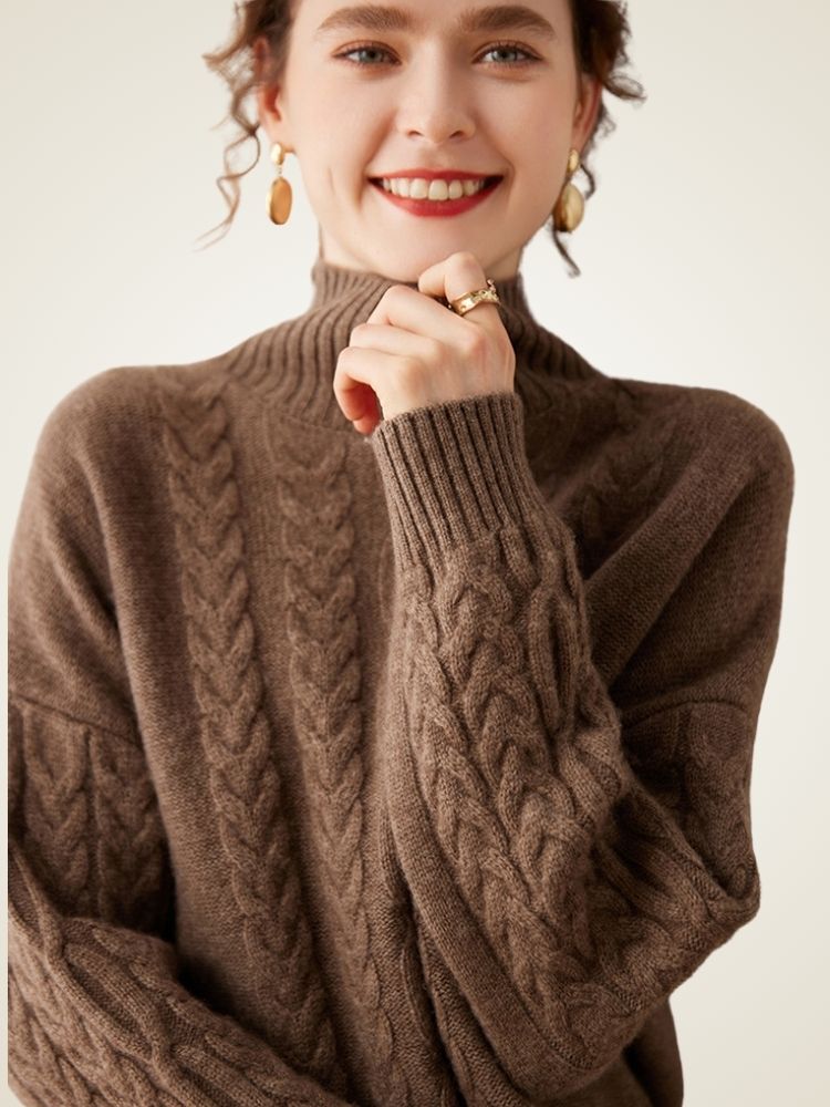 Odessa - Brown Cable-Knit Cashmere Turtleneck | The Cashmere Studio