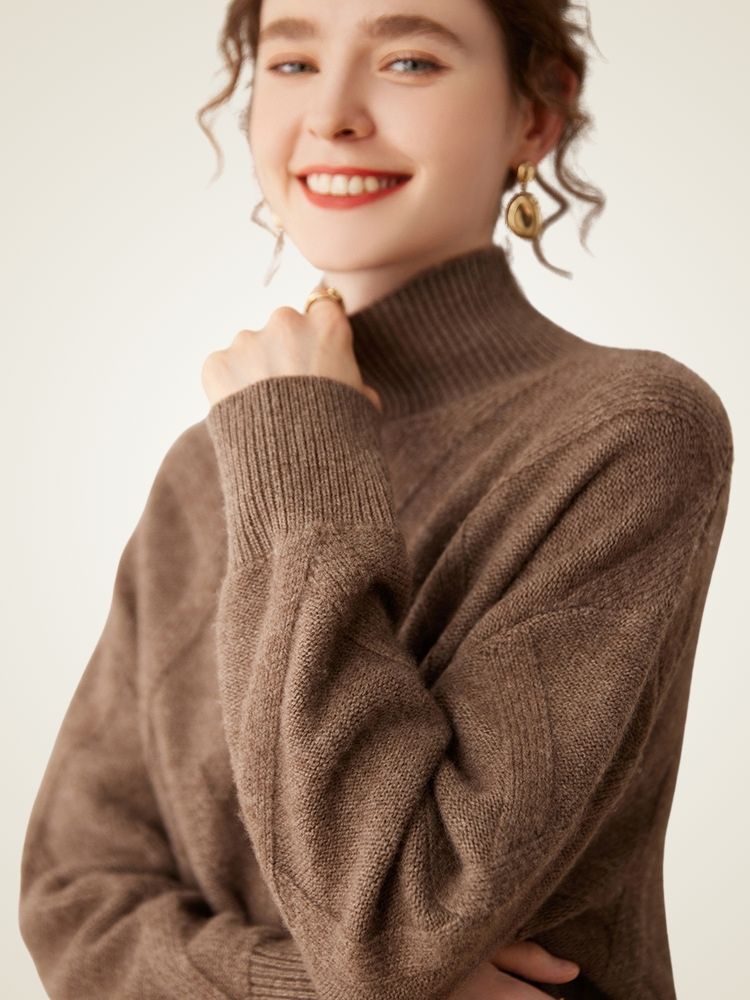 Nerina - Brown Diamond Knit Cashmere Turtleneck | The Cashmere Studio