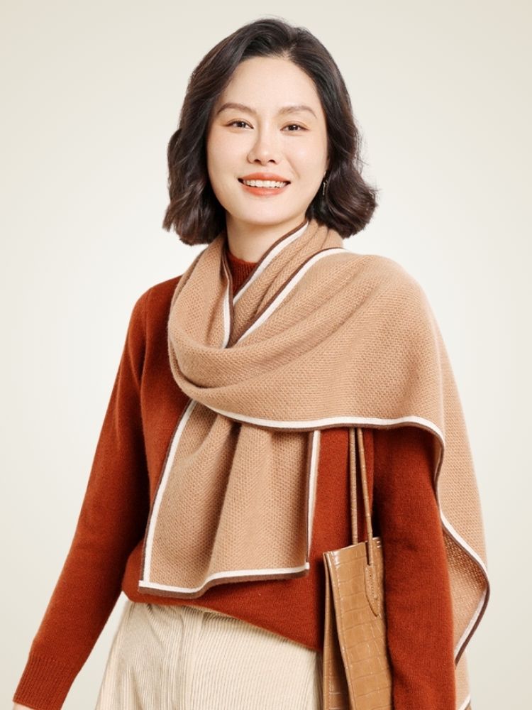 Valie - Camel Honeycomb Cashmere Scarf | The Cashmere Studio
