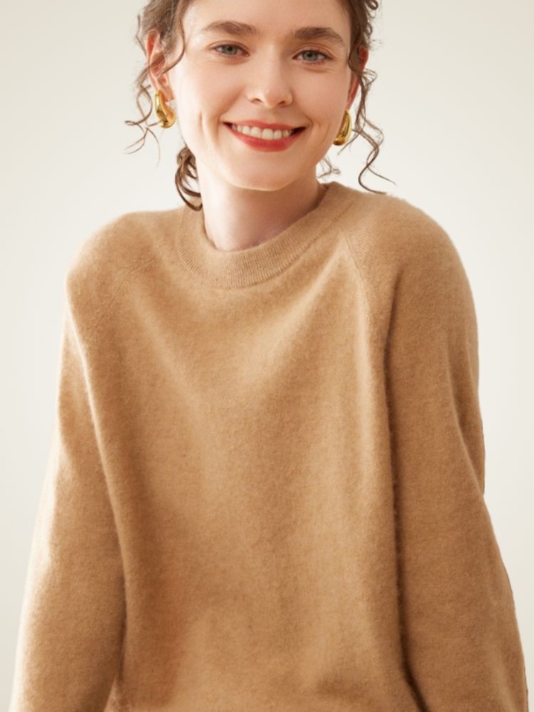 Galithia - Camel Crew Neck Cashmere Sweater | The Cashmere Studio