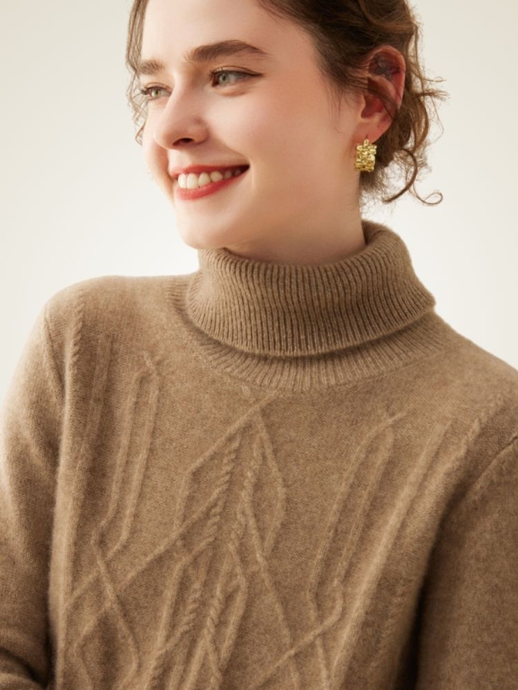 Oriana - Camel Cable-Knit Cashmere Turtleneck | The Cashmere Studio