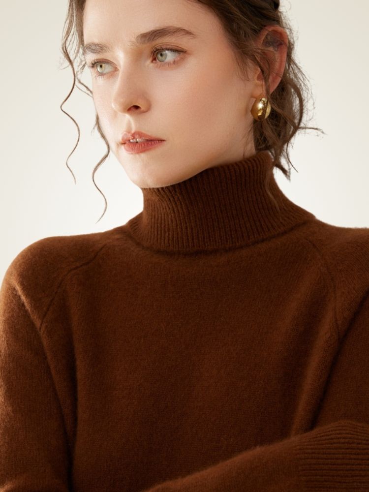 Lysandra - Dark Camel Classic Cashmere Turtleneck | The Cashmere Studio