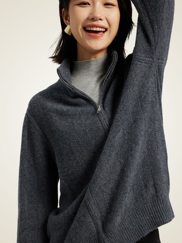 Vala - Dark Gray Zip-Up Cashmere Sweater | The Cashmere Studio