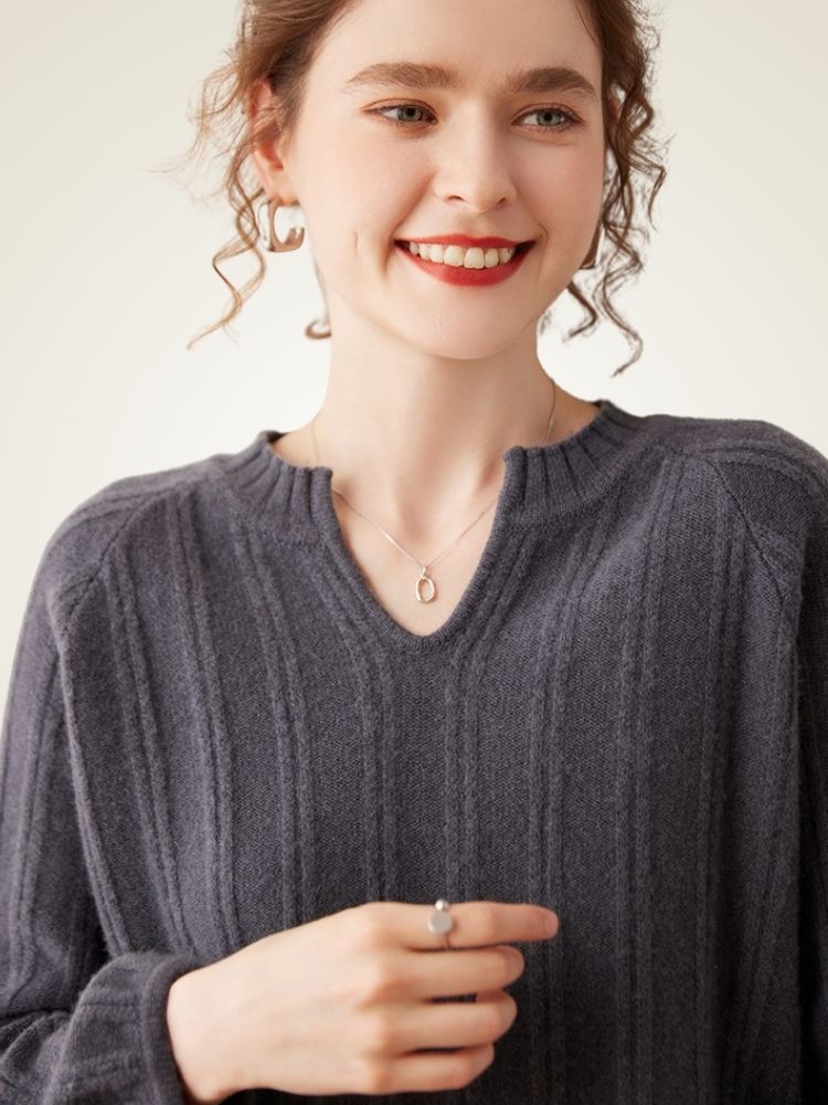 Arelia - Dark Gray Ribbed Cashmere Sweater | The Cashmere Studio