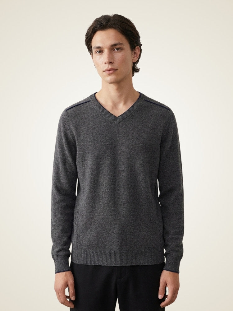Novan - V-Neck Cashmere Sweater | The Cashmere Studio