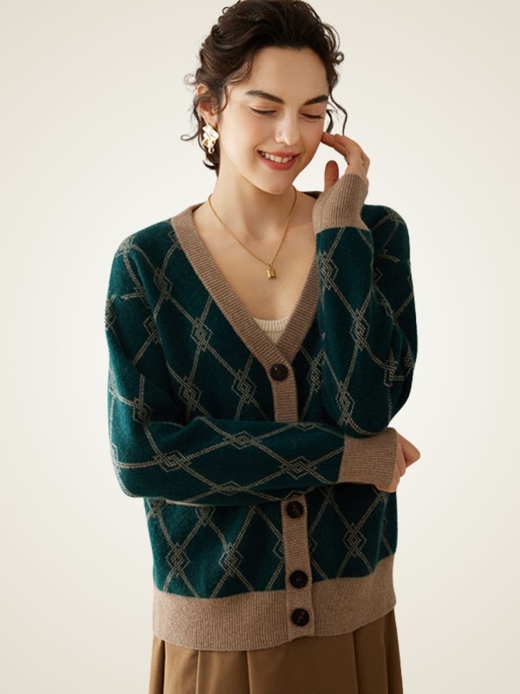 Ninette - Dark Green Diamond Knit Pattern Cashmere Cardigan | The Cashmere Studio