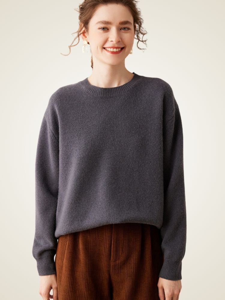 Janeris - Gray Crewneck Cashmere Sweater | The Cashmere Studio