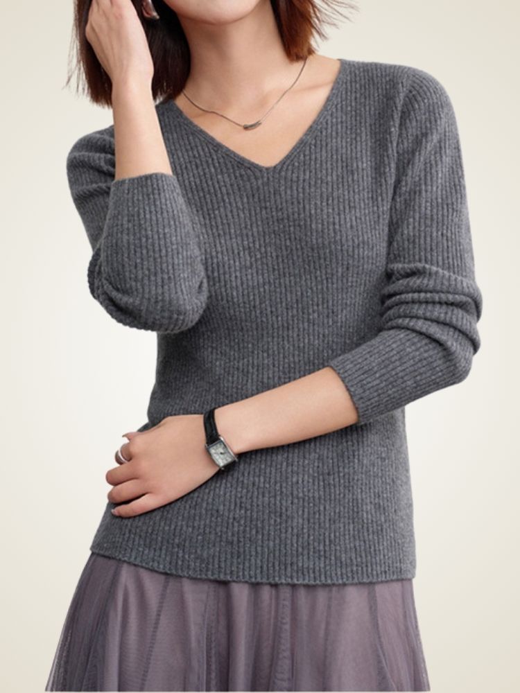 Zilianne - Gray Seamless V-Neck Cashmere Sweater | The Cashmere Studio