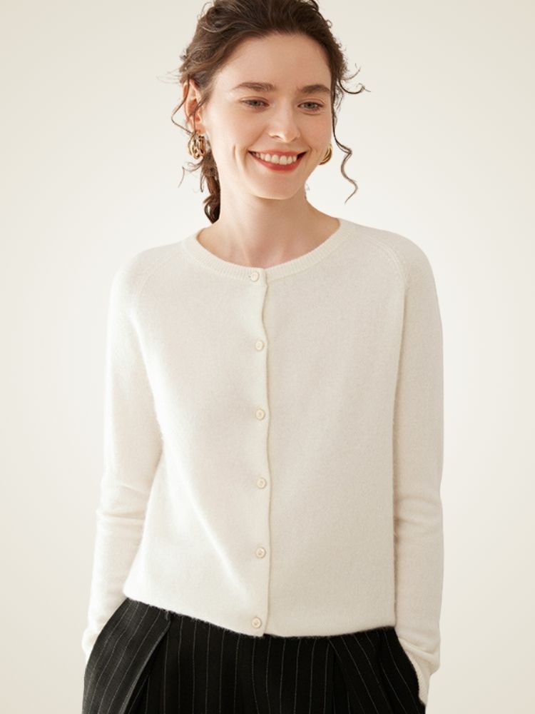 Dana - Ivory Classic Pure Cashmere Cardigan | The Cashmere Studio