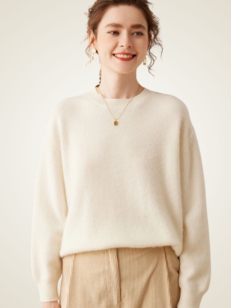 Janeris - Ivory Crewneck Cashmere Sweater | The Cashmere Studio