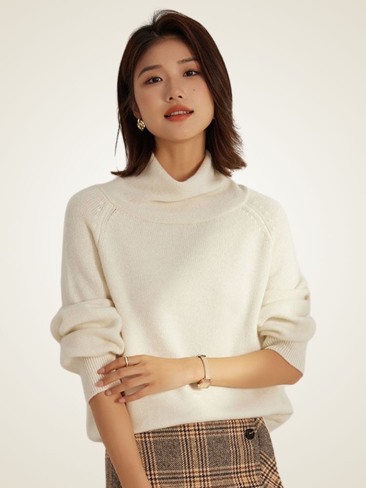 Kaila - Ivory Wide Collar Cashmere Turtleneck | The Cashmere Studio