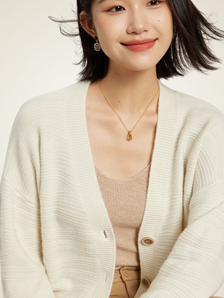 Raisa - Ivory V-Neck Textured Cashmere Cardigan | The Cashmere Studio