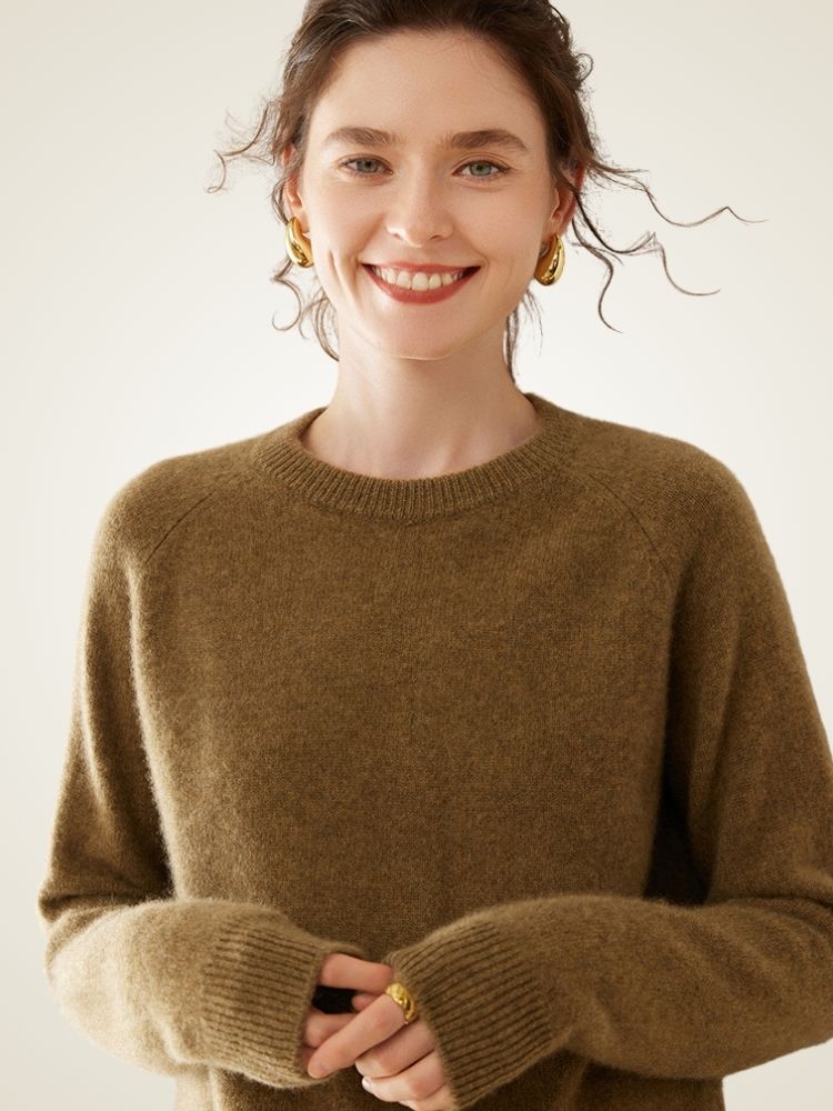Yeloria - Khaki Raglan Sleeves Cashmere Sweater | The Cashmere Studio