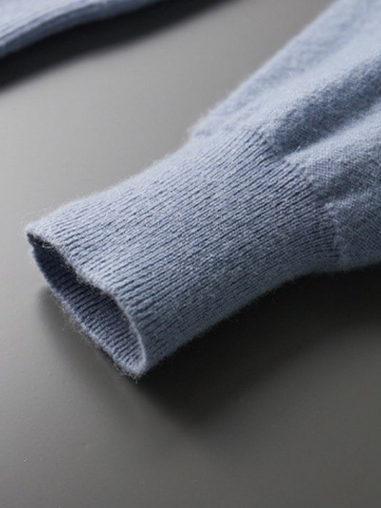 Josiah - Classic Cashmere Sweater | The Cashmere Studio