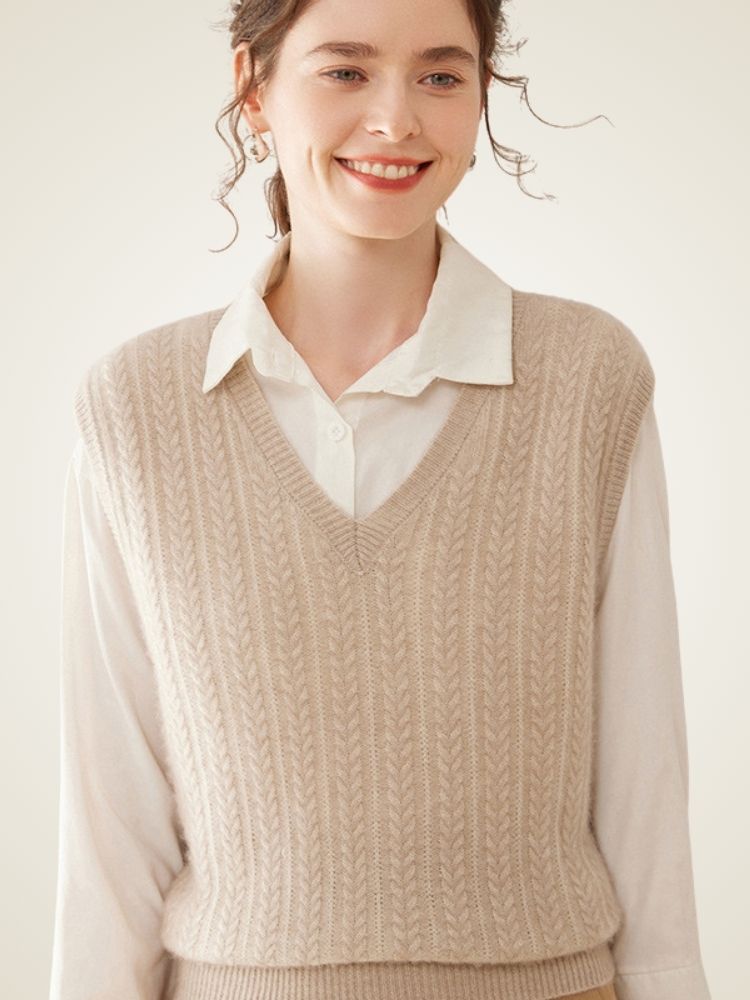 Magali - Light Camel Cable-Knit Cashmere Vest | The Cashmere Studio