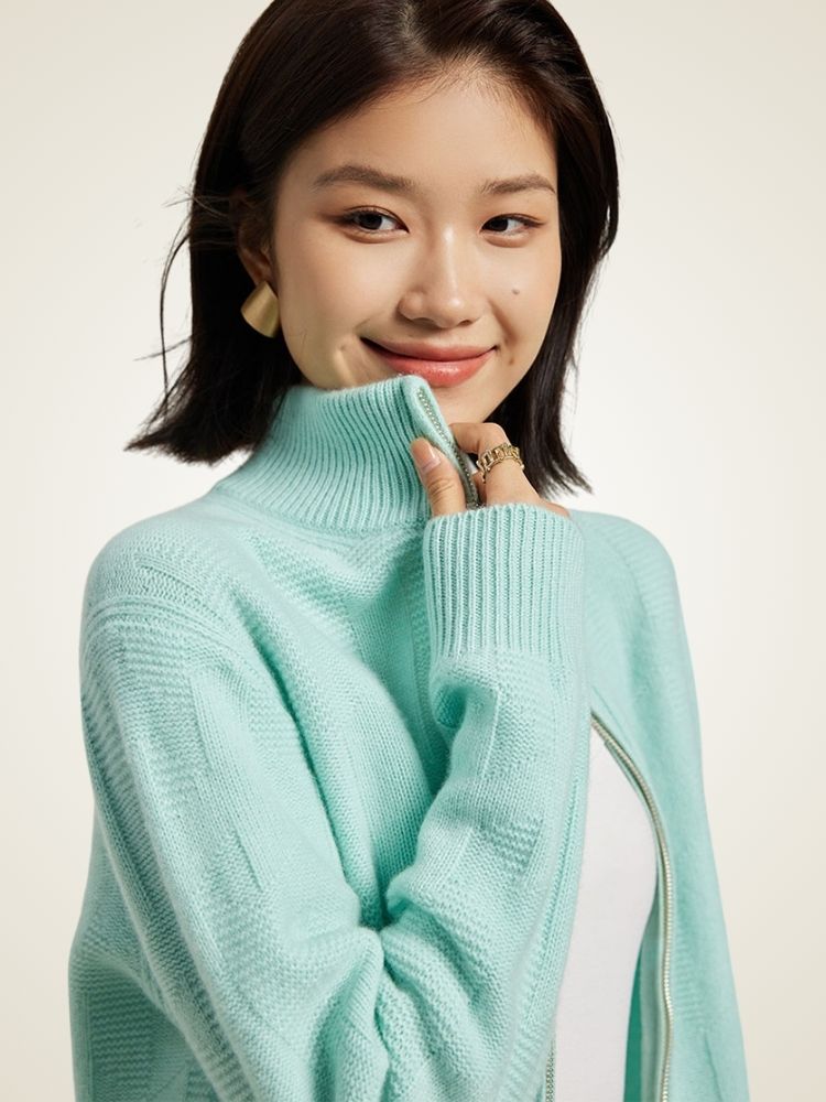 Vala - Light Teal Zip-Up Cashmere Sweater | The Cashmere Studio
