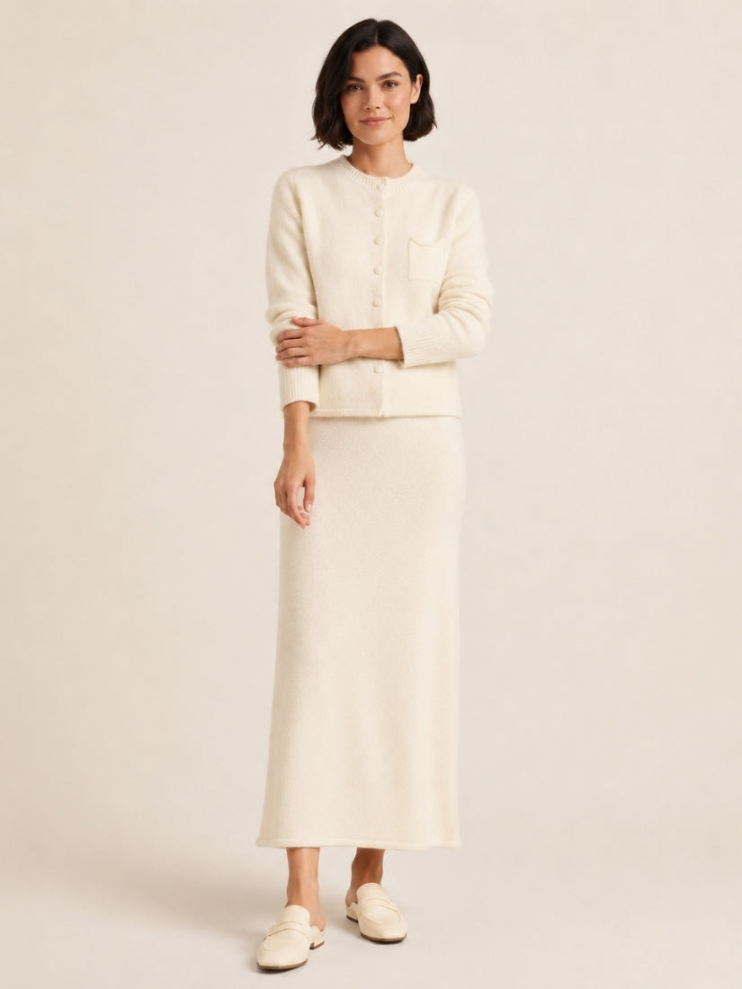 Lumara — Ivory Round-Neck Cashmere Set | The Cashmere Studio