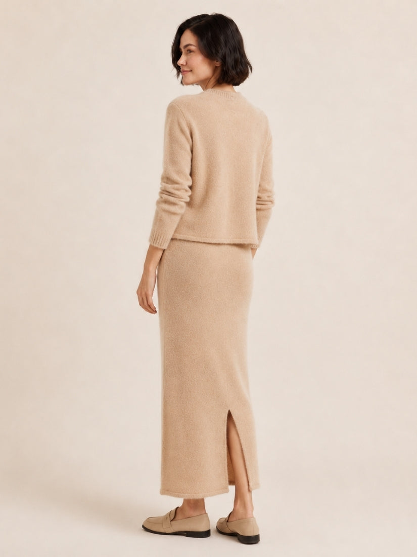 Lumara — Beige Round-Neck Cashmere Set | The Cashmere Studio