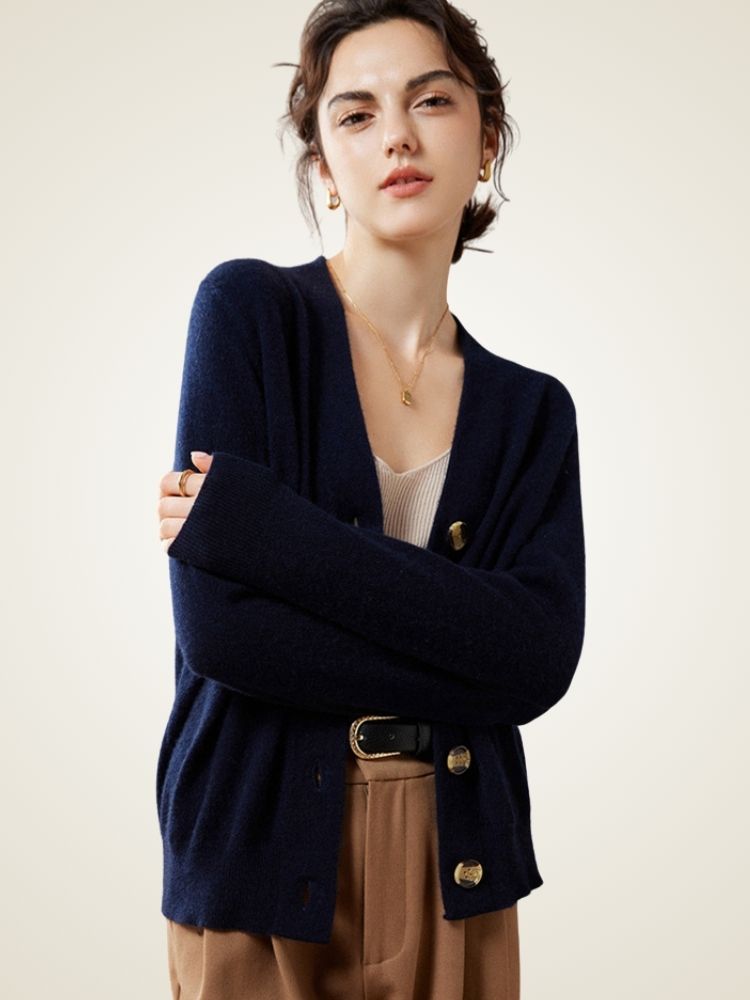 Avi - Classic Cashmere Buttoned Cardigan