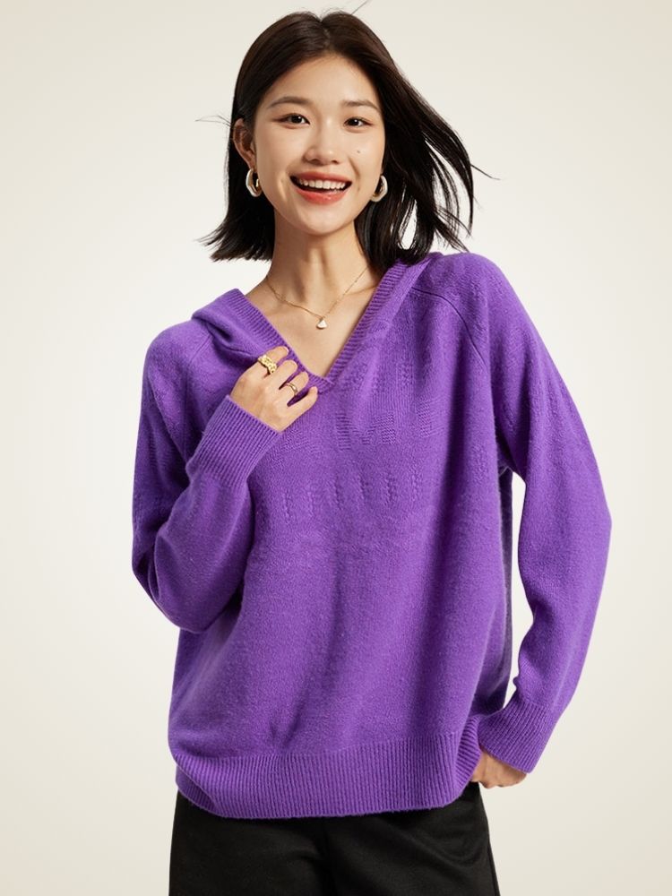 Zylia - Purple V-Neck Cashmere Hoodie | The Cashmere Studio