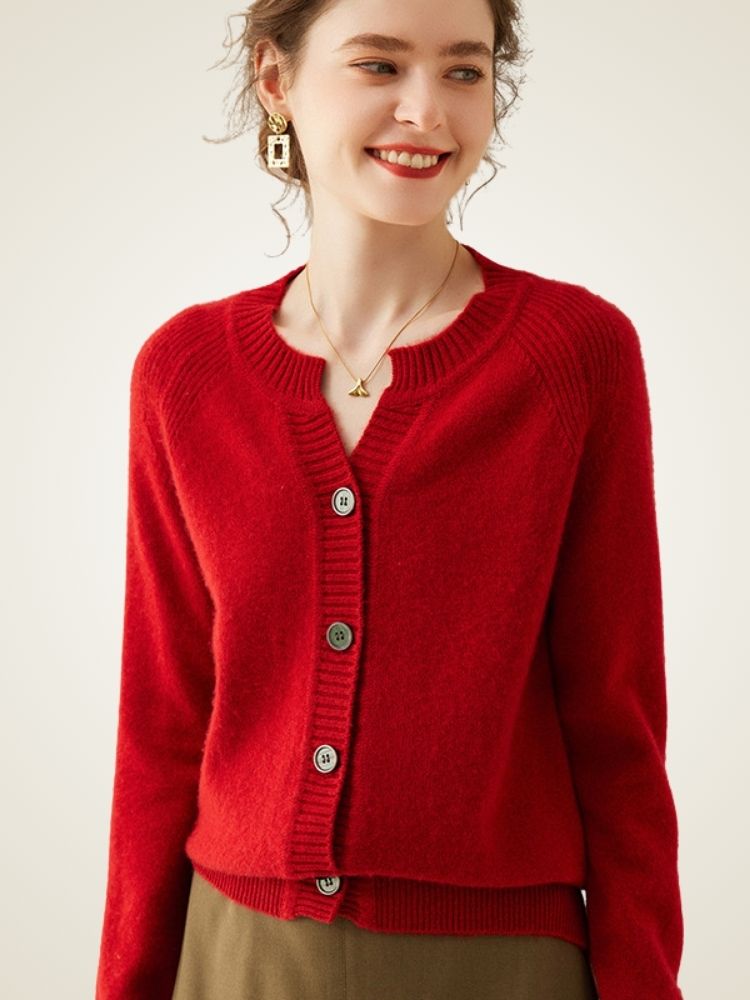 Celestia - Red Buttoned Cashmere Cardigan | The Cashmere Studio