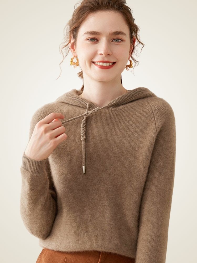 Colleen - Taupe Ribbed Cashmere Hoodie | The Cashmere Studio