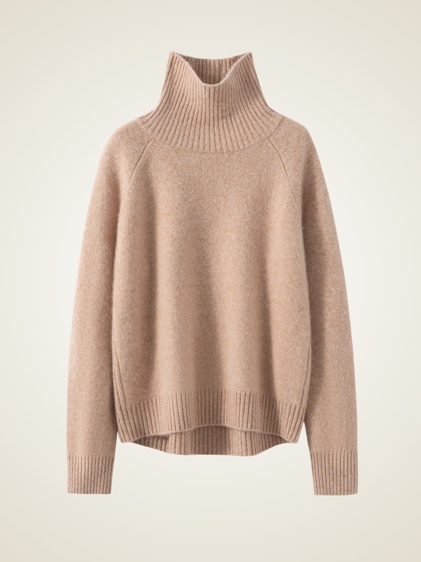 Kiersten — Blush Oversized Turtleneck Cashmere Sweater | The Cashmere Studio