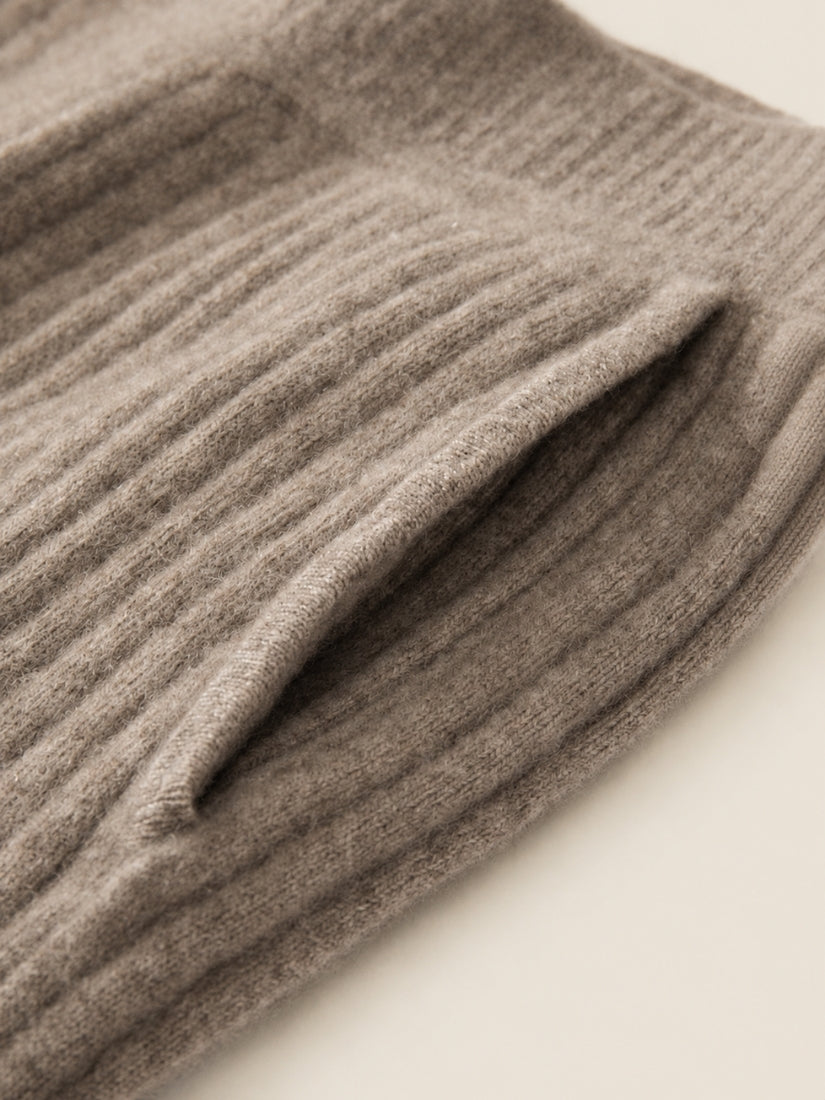 Naralisse - Side Pocket Detail | The Cashmere Studio