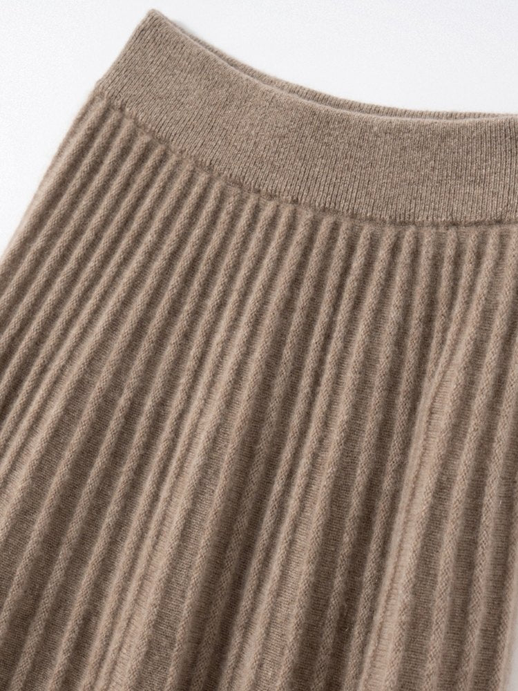 Amivelle -  Ribbed Cashmere Skirt | The Cashmere Studio