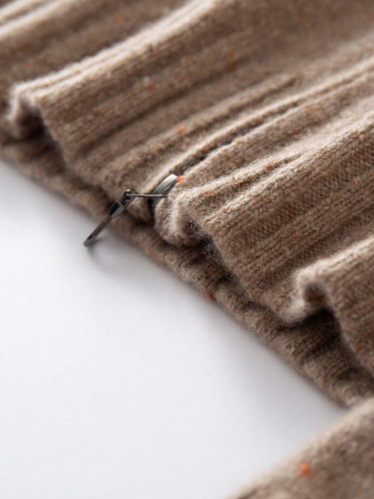 Loranna - Beige Cashmere Cardigan | The Cashmere Studio