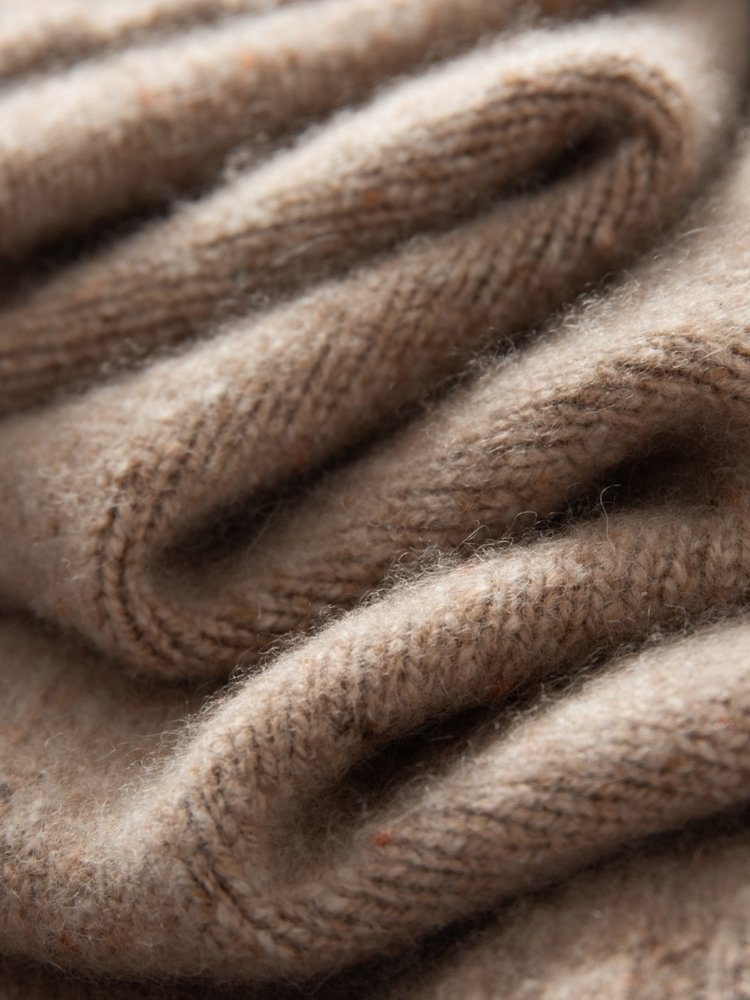 Loranna - Beige Cashmere Cardigan | The Cashmere Studio