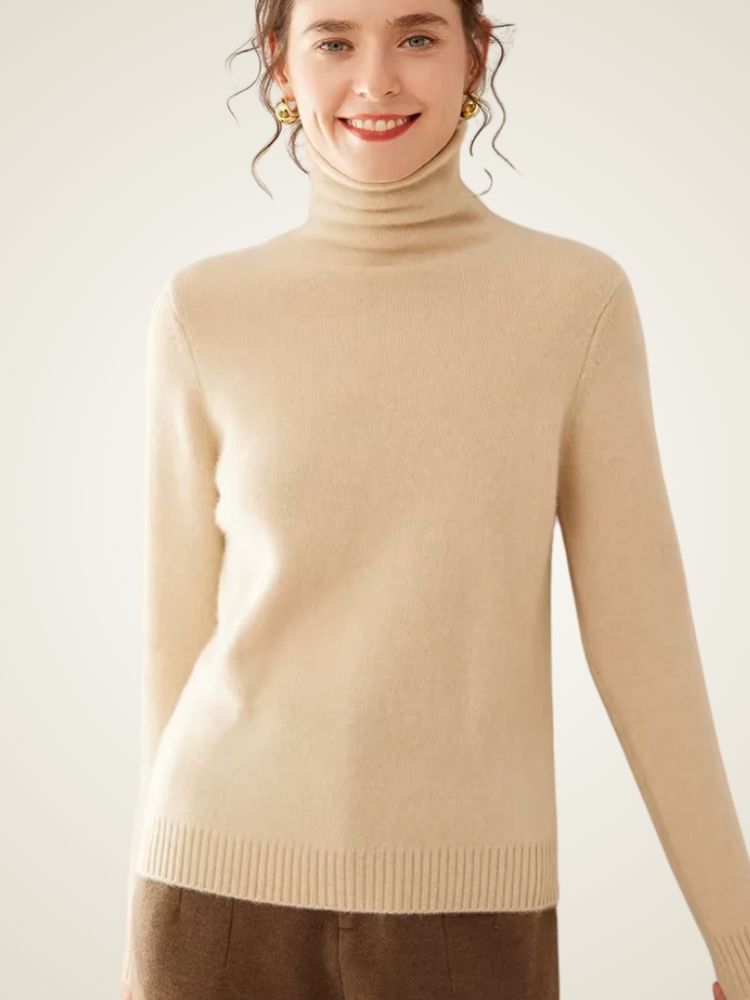 Anastasia - Beige Cashmere Turtleneck | The Cashmere Studio