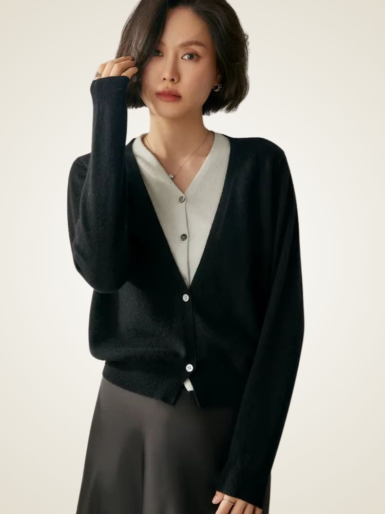 Riley - Black Two-Tone Cashmere Cardigan | The Cashmere Studio