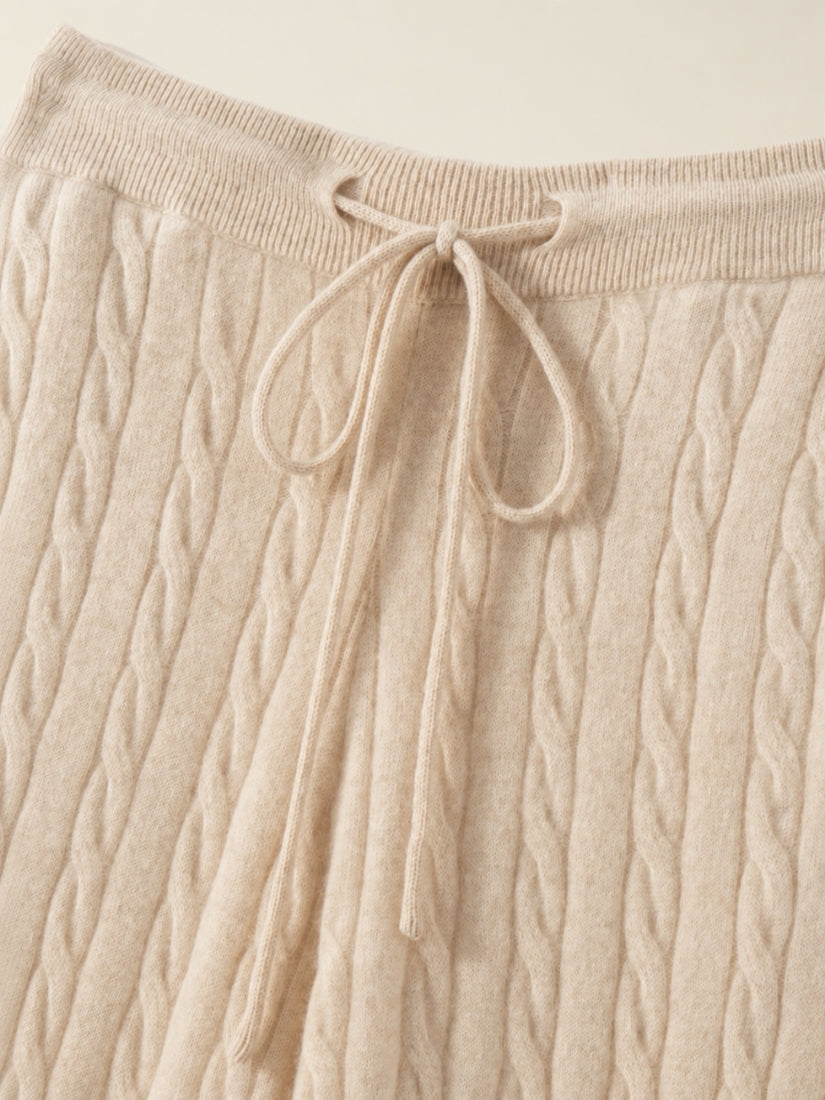 Iserelle - Beige Cashmere Set | The Cashmere Studio