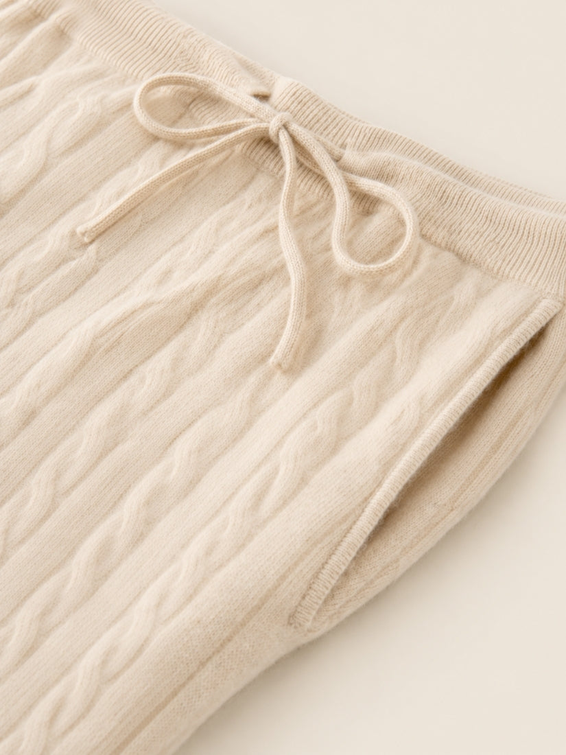 Iserelle - Beige Cashmere Set | The Cashmere Studio