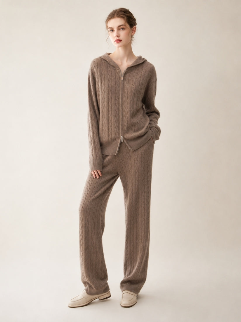 Iserelle - Taupe Cashmere Set | The Cashmere Studio